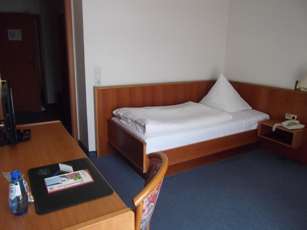 Atrium Hotel Crimmitschau Eksteriør bilde